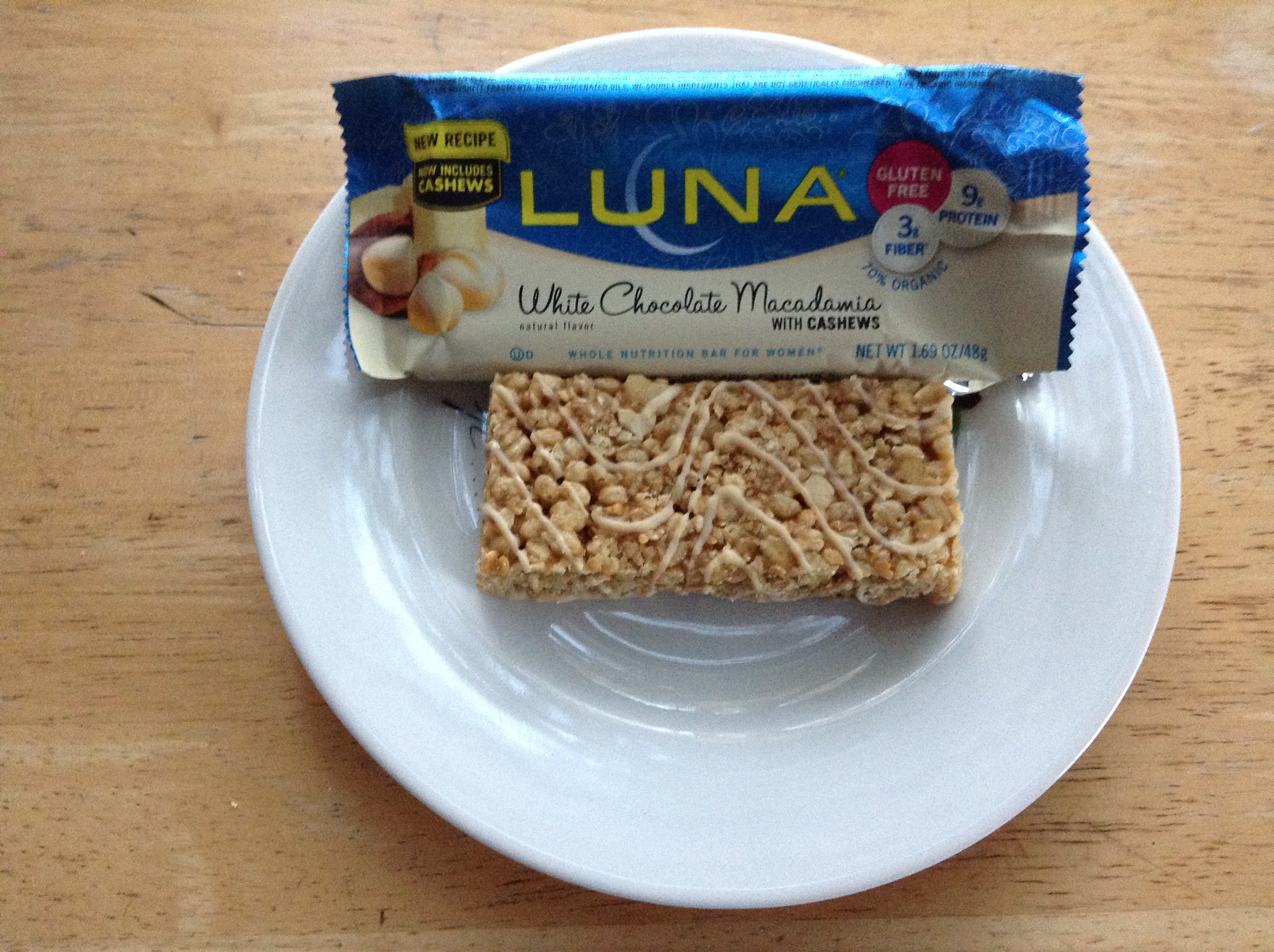 Luna Bar Review